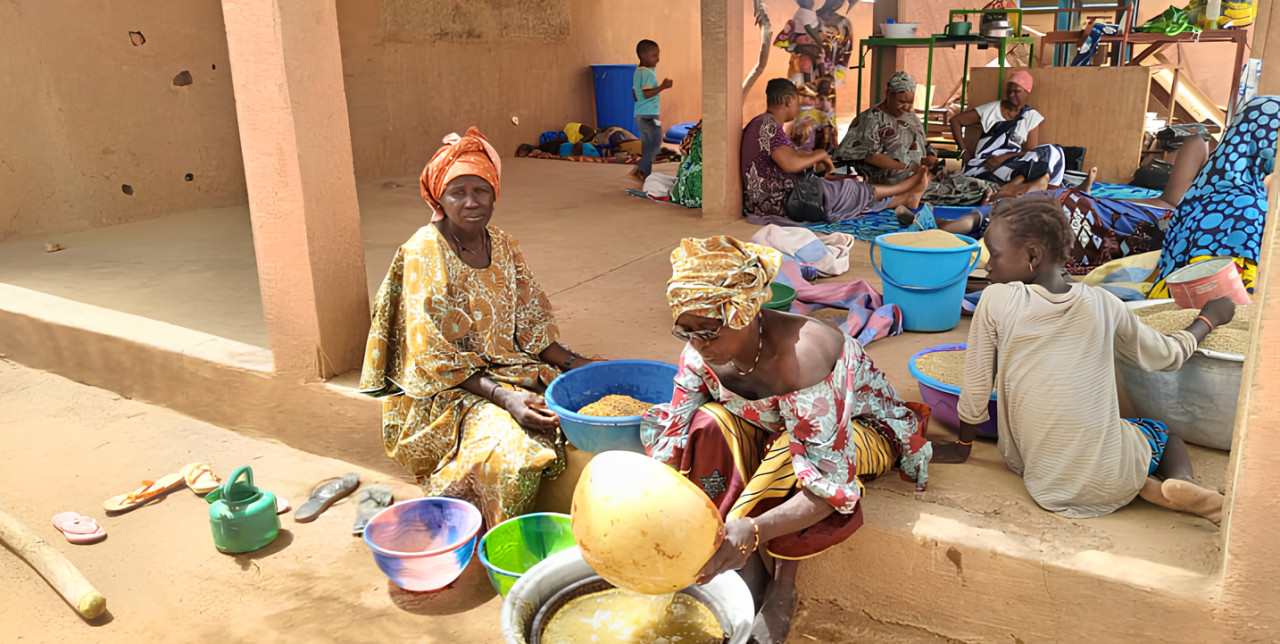 Burkina Faso: la produzione e distribuzione di farina arricchita come arma contro la malnutrizione