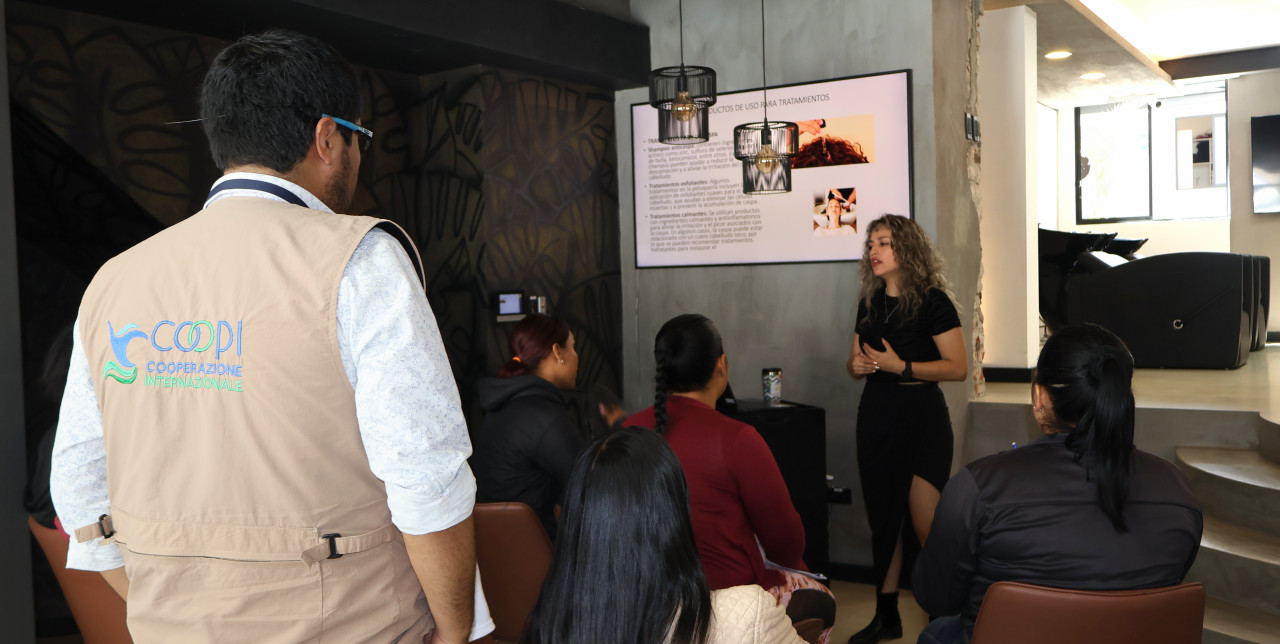 Ecuador. El sueño de Solvay: abrir un salón de belleza para dar trabajo a otras mujeres