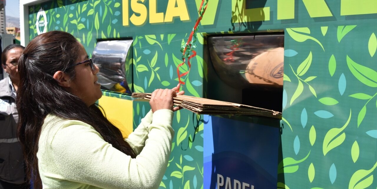 Bolivia. COOPI promotes recycling by digital campaign firstly