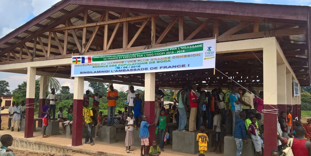 Le marché central: symbole de la cohésion sociale pour Boda, RCA