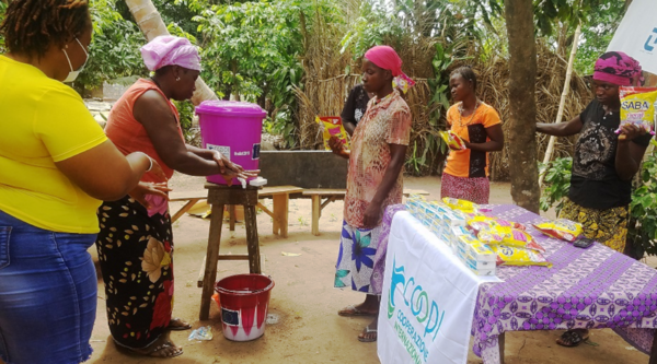 Covid-19. In Sierra Leone, hygiene kit and sensitivitation for farming households
