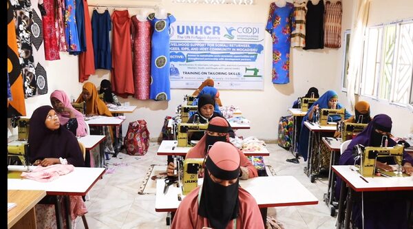 Falegnami, riparatori informatici, sarte ed idraulici. In Somalia rifugiati, ex migranti e sfollati hanno una nuova opportunità