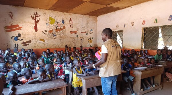RCA : le Programme d’Éducation Accélérée, une réponse à l’exclusion scolaire