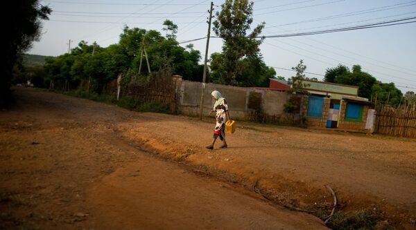 Etiopia. Quando arriva l'acqua, torna l'istruzione