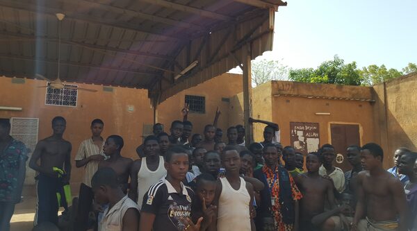 Enfants en guerre, enfants en prison