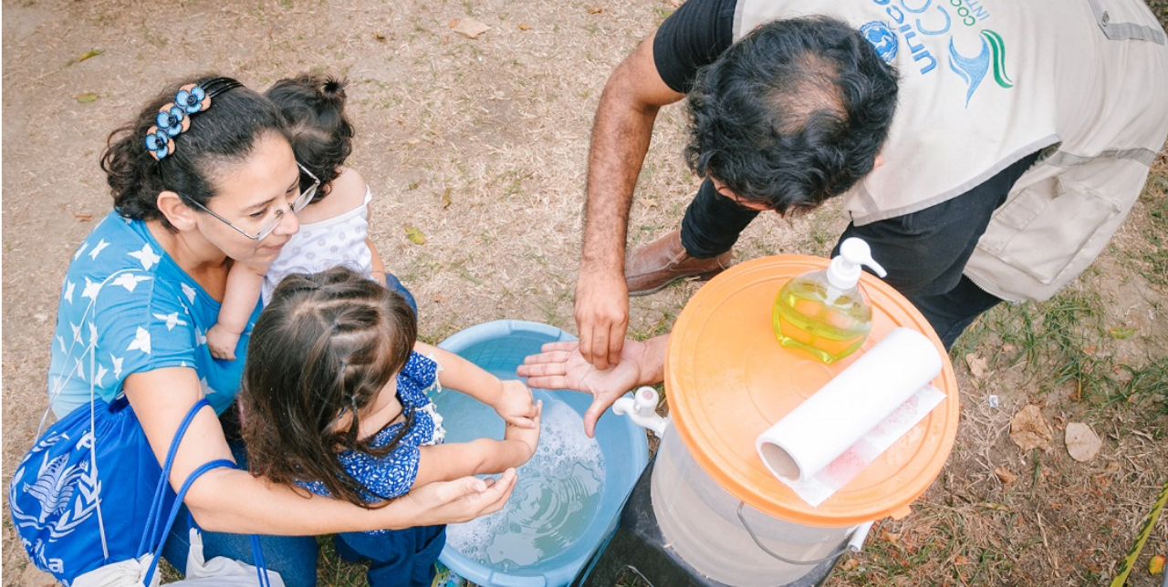 Covid-19. In Perù, kit e servizi igienici per le famiglie migranti  venezuelane